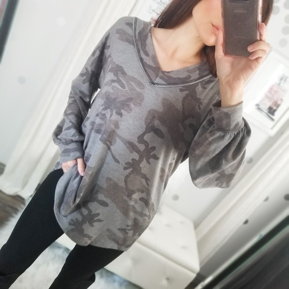 Last1️⃣Brigade Charcoal Camo Top Raw Edge Detail - Picture 4 of 9